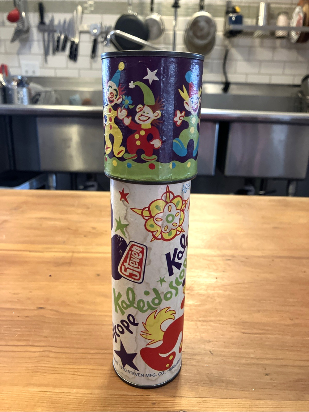 Vintage Steven Kaleidoscope Clowns Dogs Circus 1980 Colorful Paper Tube 8.75"